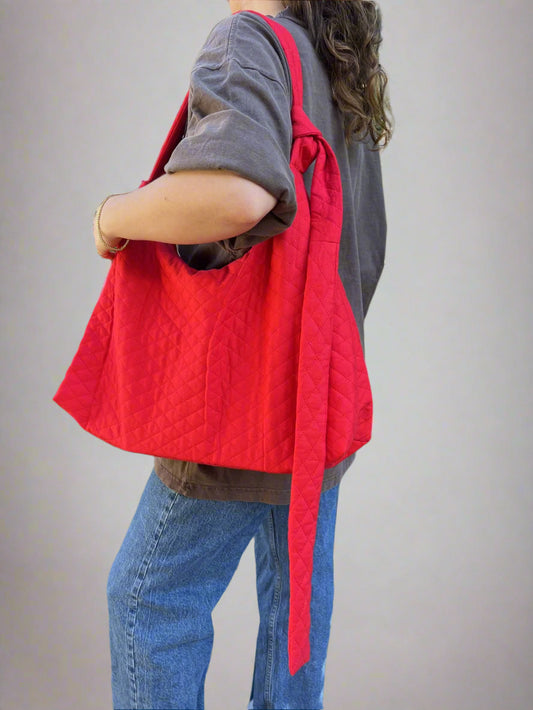 Red Quilt Messenger